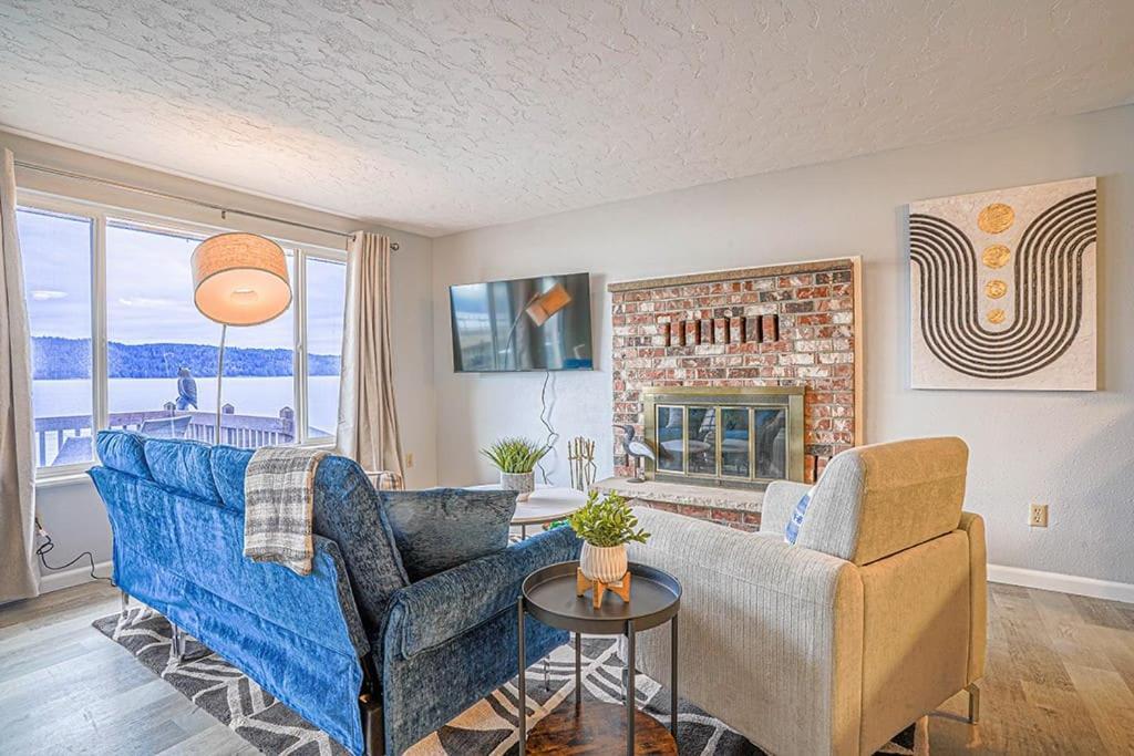 Waterfront Retreat, Relaxation, Fun In Hood Canal Hoodsport Bagian luar foto