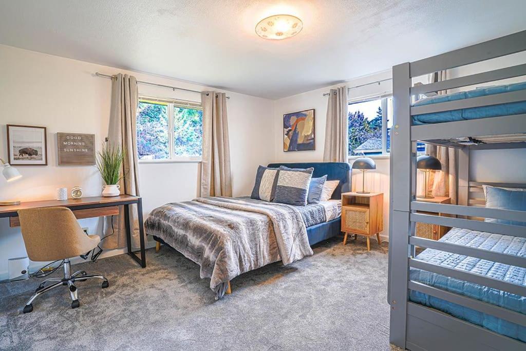 Waterfront Retreat, Relaxation, Fun In Hood Canal Hoodsport Bagian luar foto