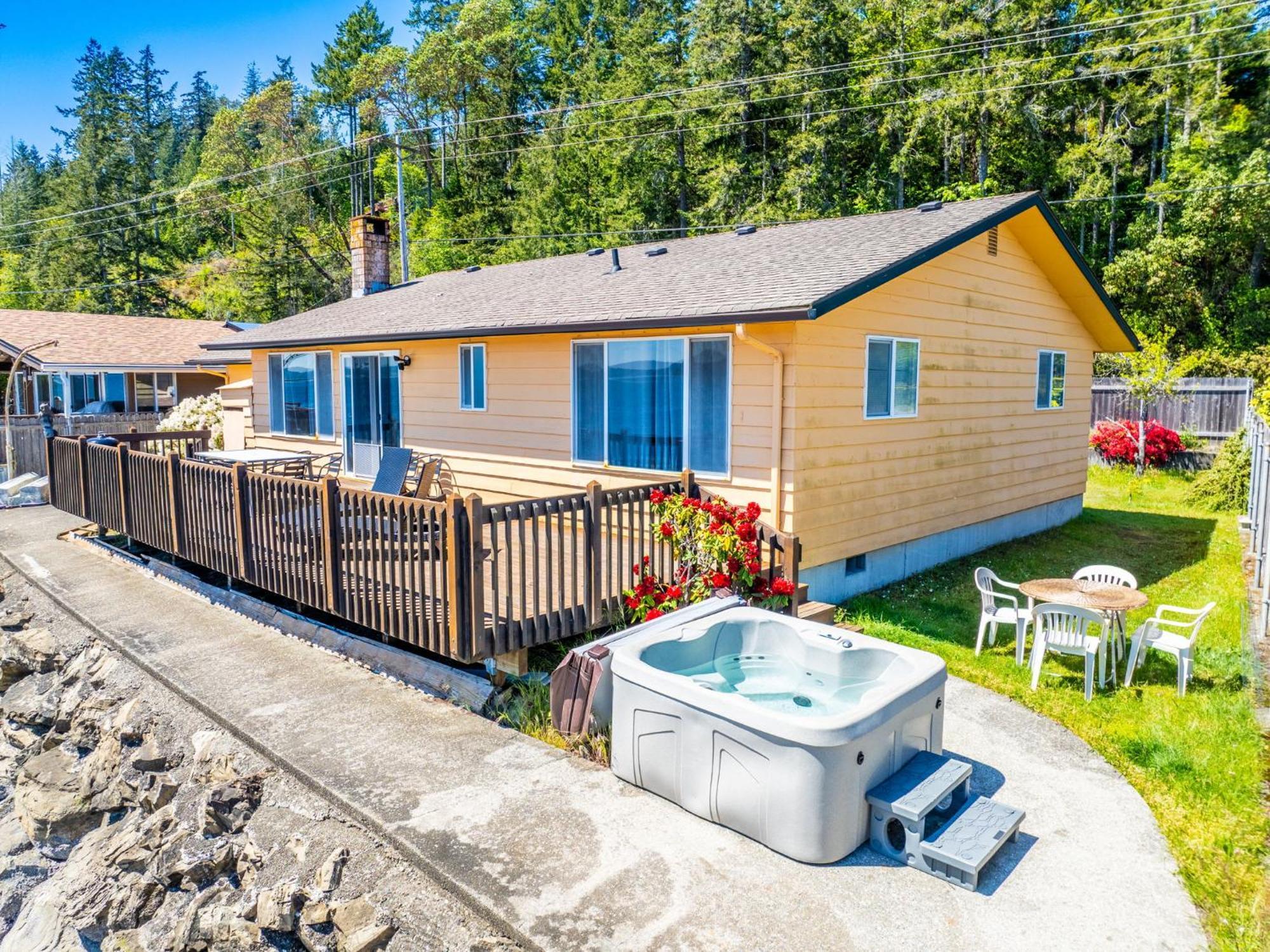 Waterfront Retreat, Relaxation, Fun In Hood Canal Hoodsport Bagian luar foto